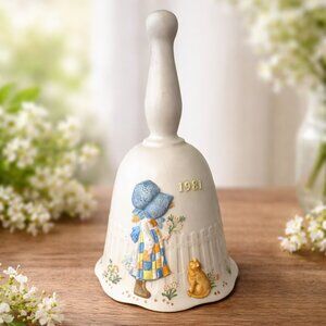 Vintage 1981 Holly Hobbie Porcelain Bell | Annual Designer Collection | Japan